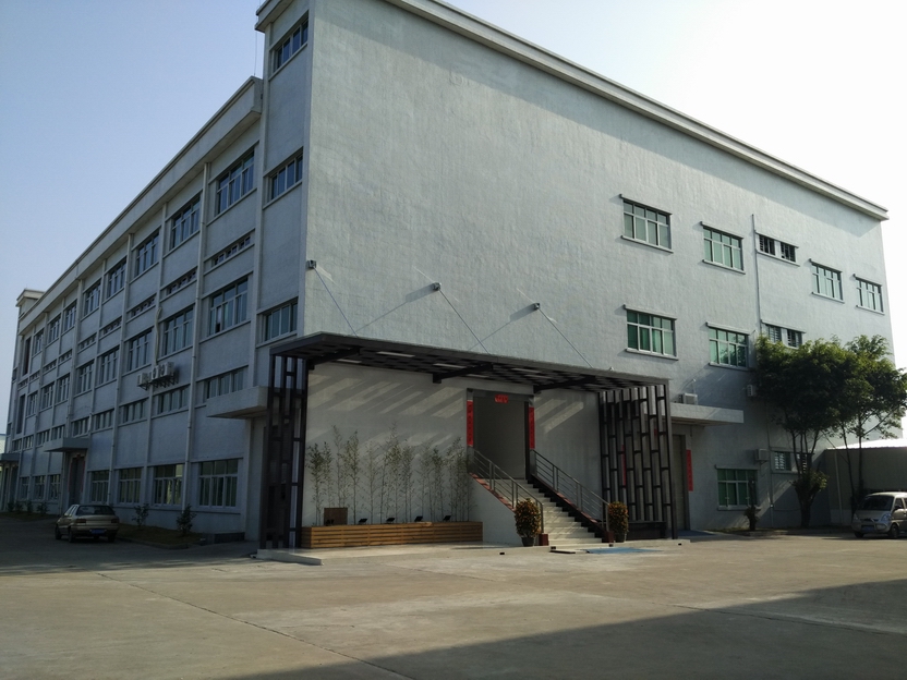 塑伯新材料產(chǎn)品生產(chǎn)車間